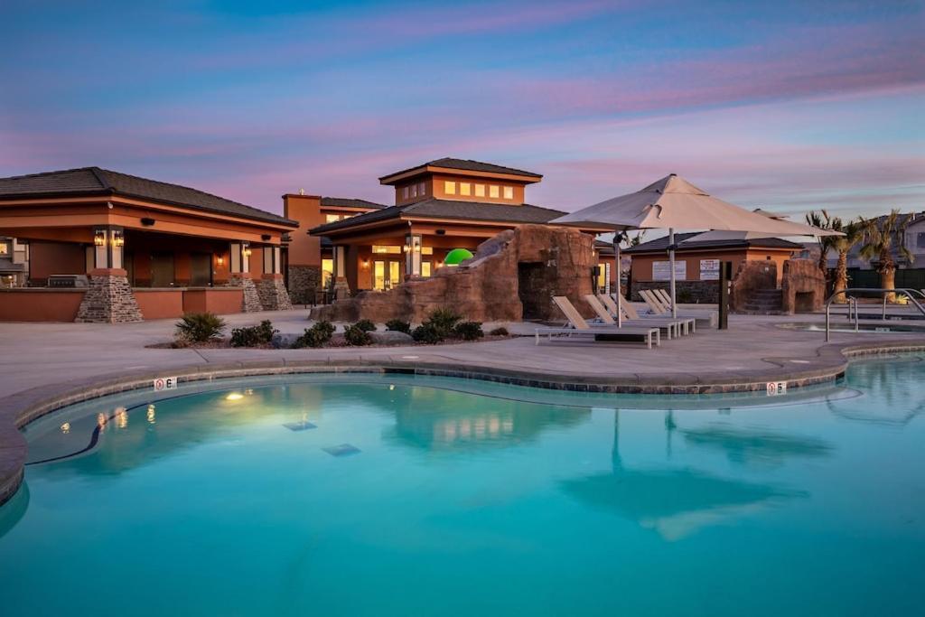 Zion Village 339 3 Bed, 2 And A Half Bath, Game Systems, Mister System, And Community Pool Hurricane Kültér fotó